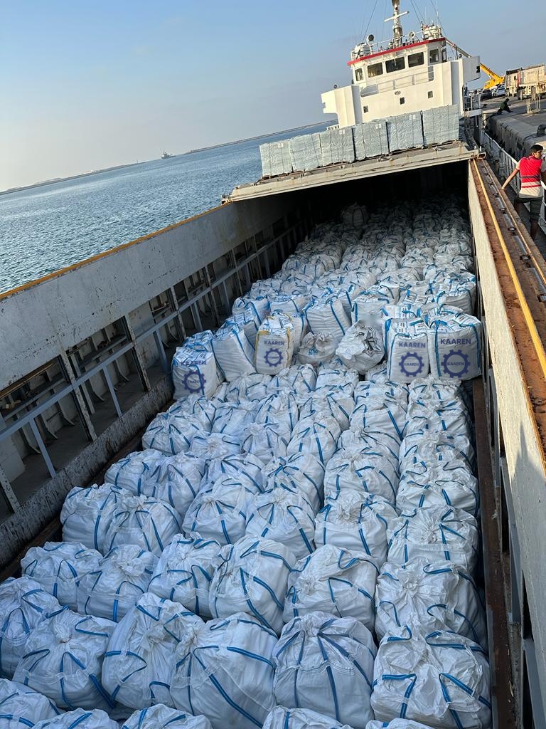 Gypsum jumbo bags loaded on vessel for export